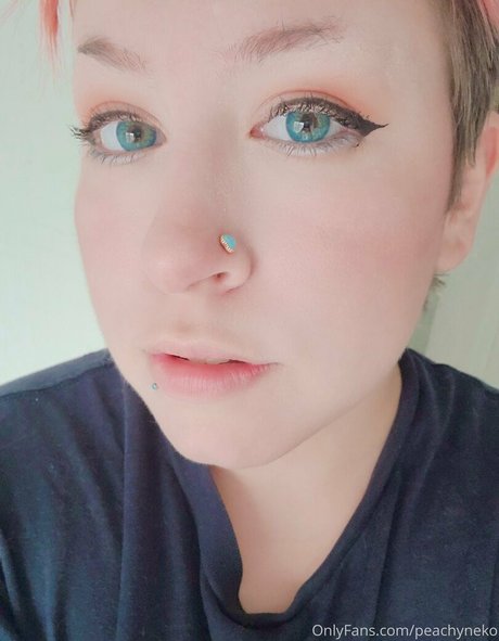 peachyneko erwachsene xxx galerien