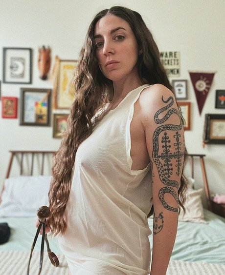 prettysadiereed top porno bild