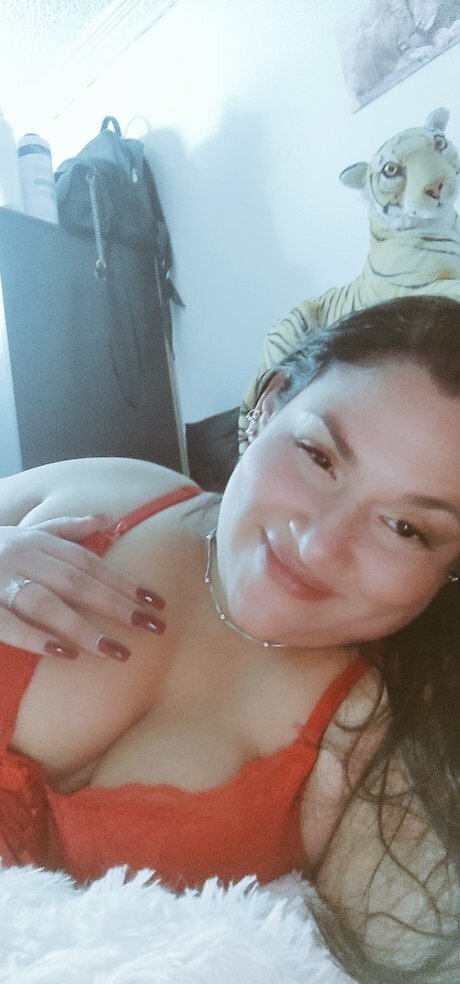 YamairaBBW kunst schöne galerie