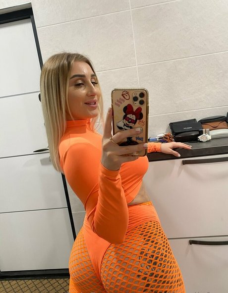 molly bell free freie nackt bild