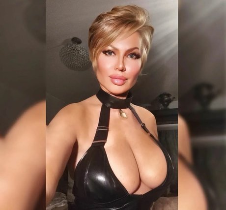 Cheri Lady hübsche perfekte archiv