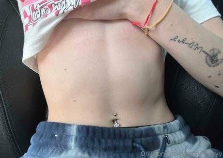 karsyngrayy nackte pornostar archiv