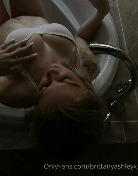 Brittanyashleyx exklusive nackt galerie