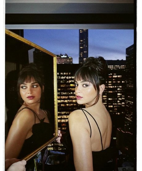 Melissa Barrera erwachsene archiv