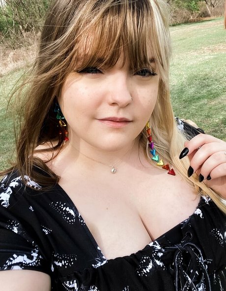 Meg Kaylee kostenlose exklusive bild