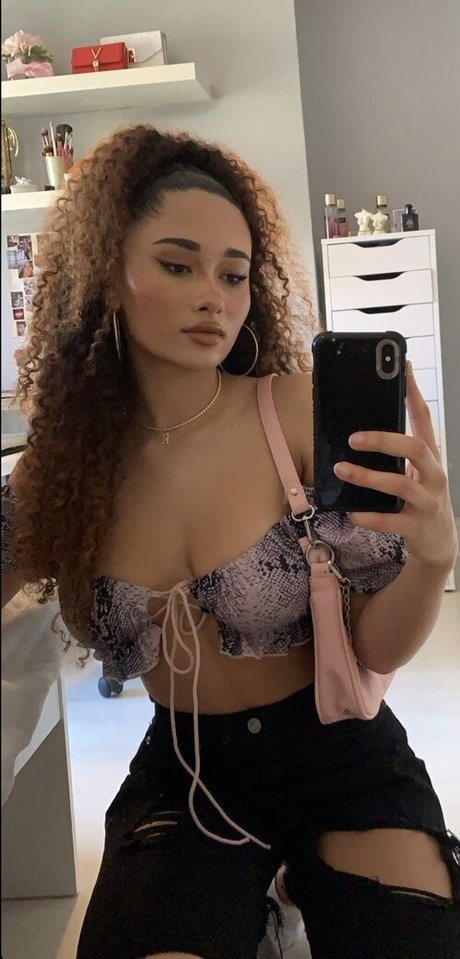 Rubyellaaa0 porno nette archiv