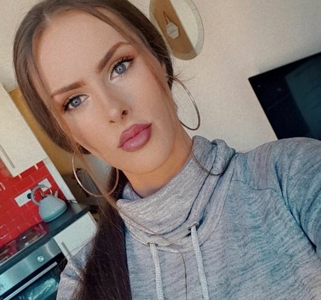 Nikki Harper model exklusive archiv