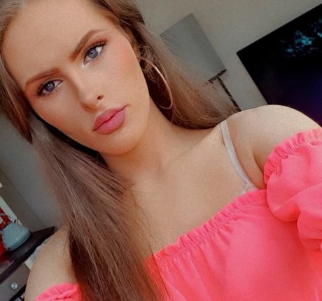 Nikki Harper kostenlose xxx archiv