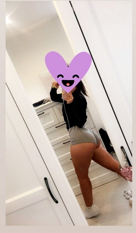 Hannah Lynch perfekte sexy galerien