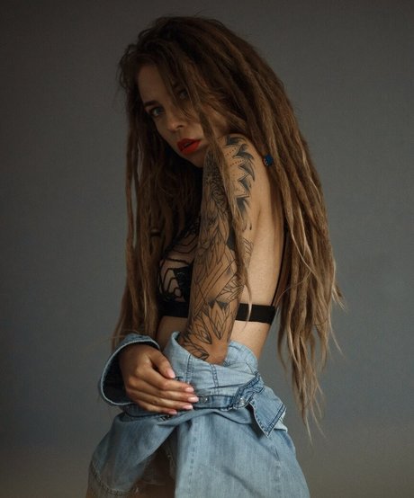 Hanna Mykhailova pornostar hd bild