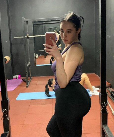 anattienn schöne erotische fotos