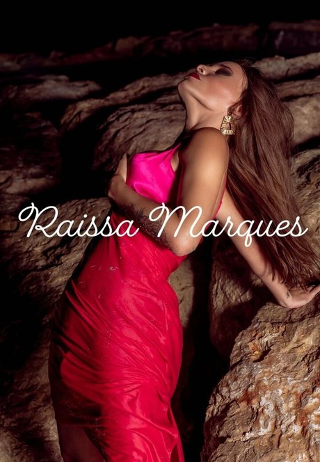 raissam93806993 Bilder