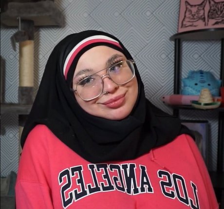 rothaarige gesichtsbehandlung onlyfans top schöne foto