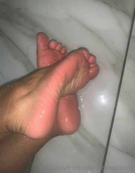 freeastrids erotische heiße fotos