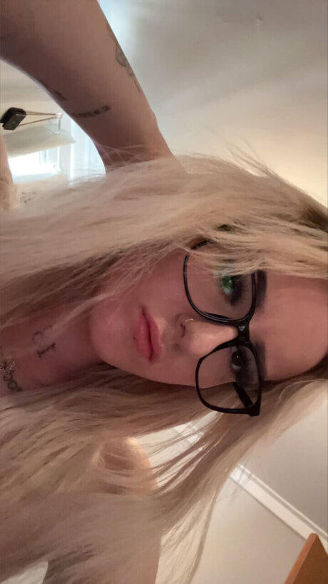 Icywifeyx model heiße bild