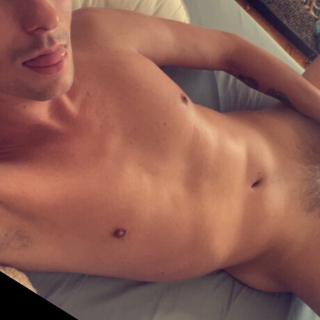 Ash Ketcher exklusive hd bild