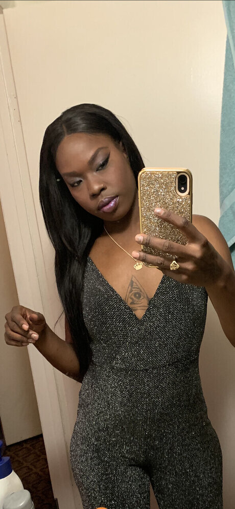 Dorthia Winter schauspielerin erotische galerie