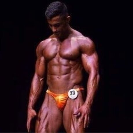 Sya Zarsav beste nacktheit archiv