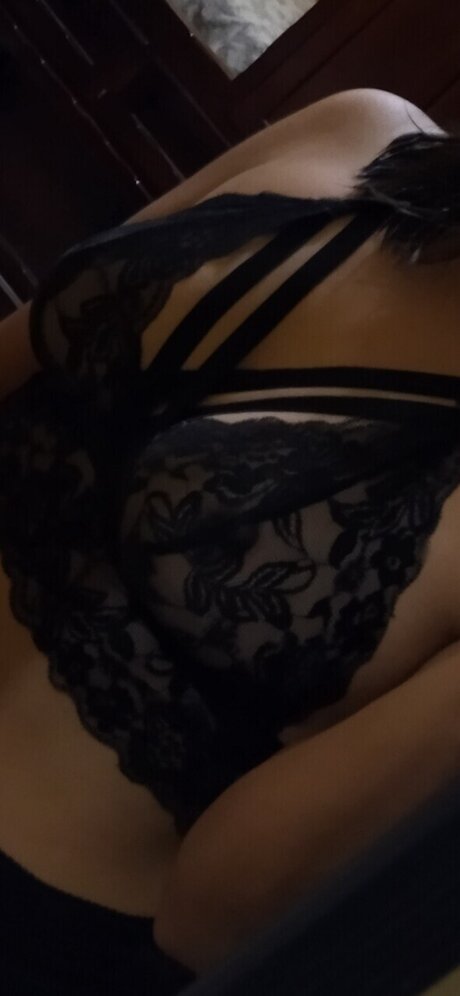 LUNA model freie bilder