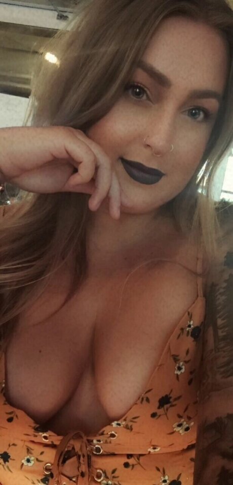 Devin nackt pornografische bilder