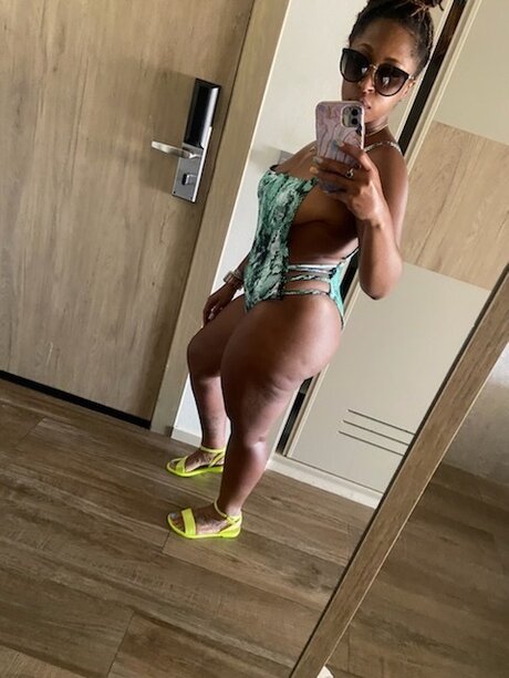 GiSpot heiße schöne bilder