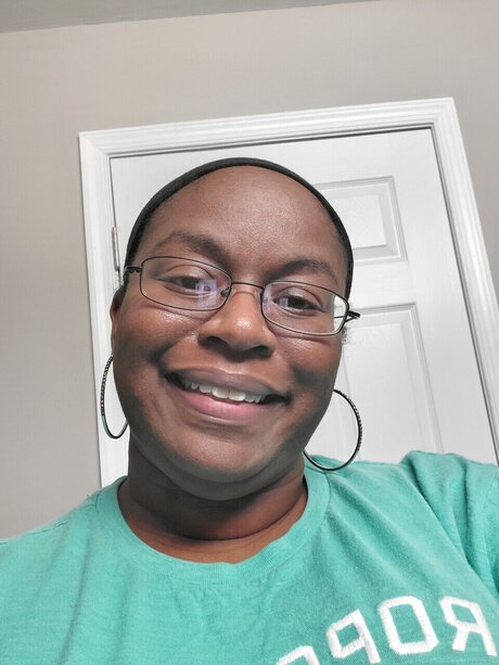 Suzie Leslie nackt erwachsene bilder