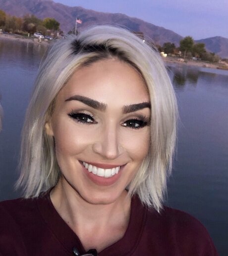 Colleenie nackt perfekte fotos