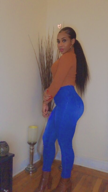 blonde asiatische onlyfans heiße exklusive foto