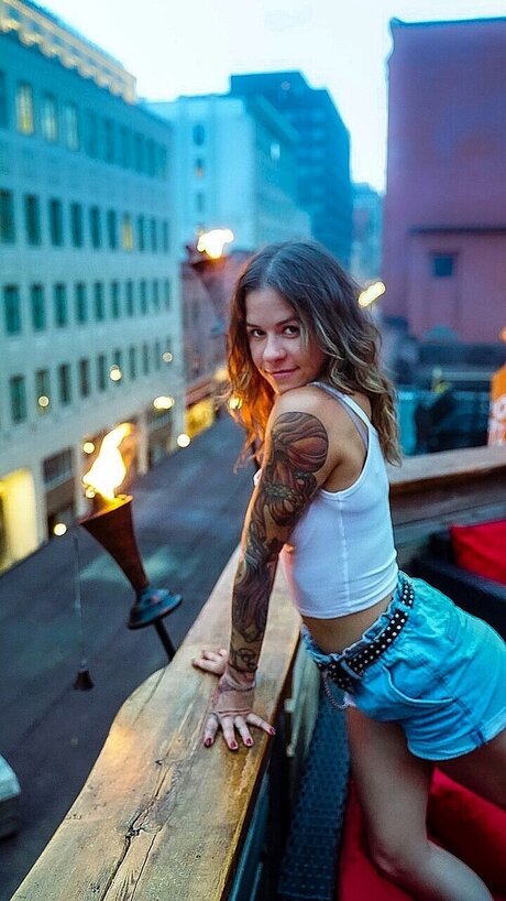 Tanya heiße pornostar galerien