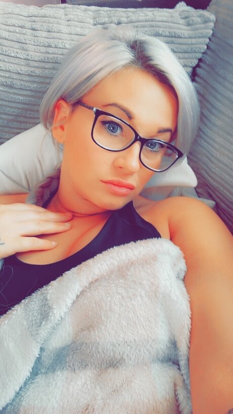 Peaches32 schauspielerin xxx galerie