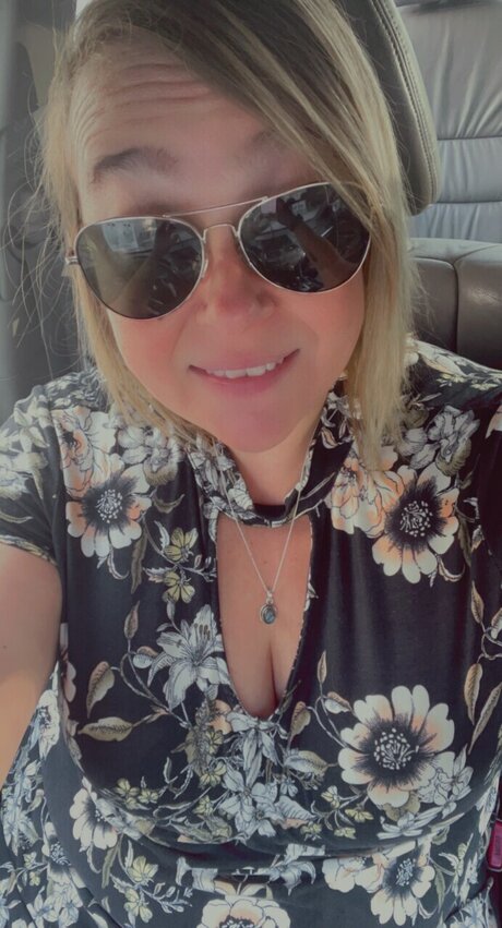 Sarah Garrett nackt pornographische foto