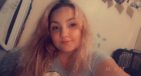 Curvygoddessedwards2001 sexy schöne bilder