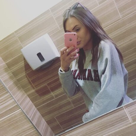 Ivka_ pornostar erotische foto