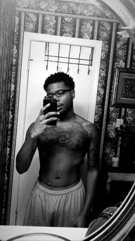 BangMan erwachsene nacktheit foto