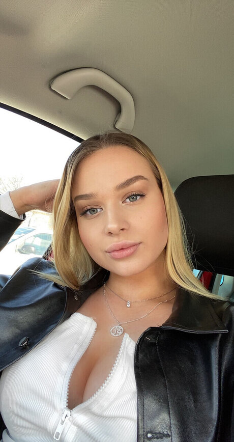 Xxcalia freie nackte archiv