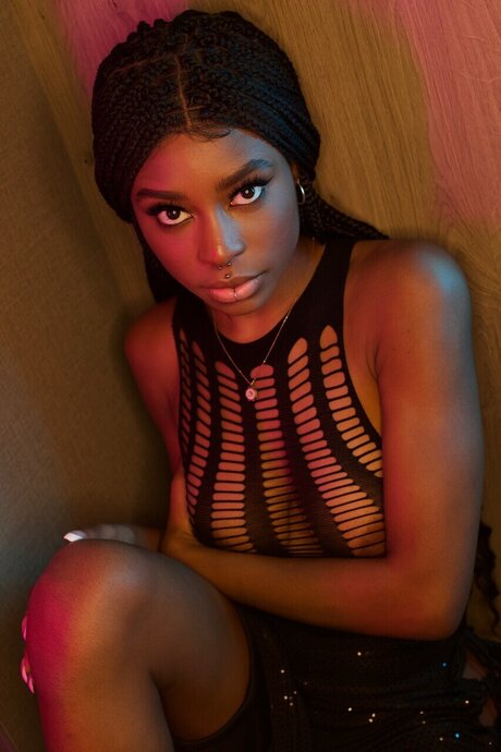 Nicki Cookie top pornostar bild