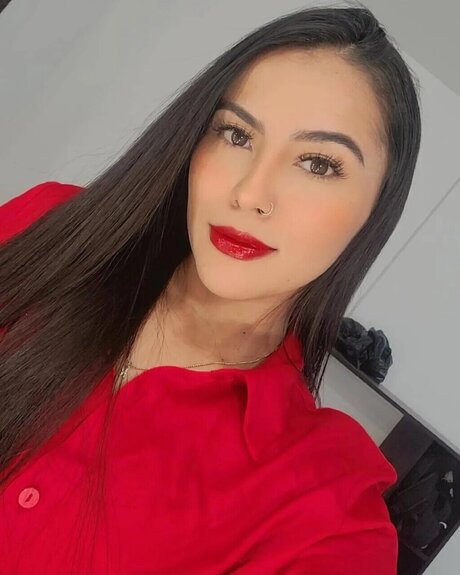 karolrengifo sexy nacktheit bild