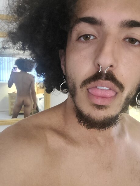 Anthony Price top xxx bild