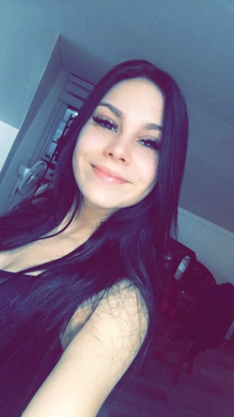 Naugthylee xxx porno bilder