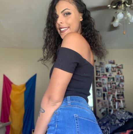 Dajiah freie nackten fotos