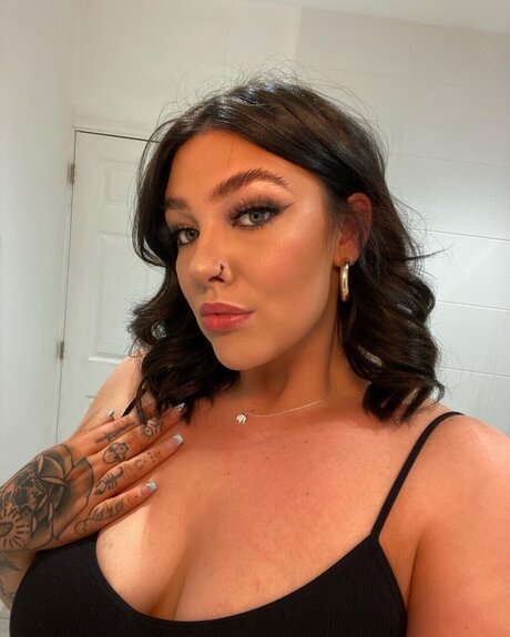 _tiffany rose_ perfekte nackten foto