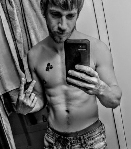 Andrew Schuster xxx bilder