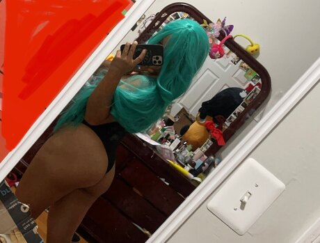 Lokita beste nackt bilder