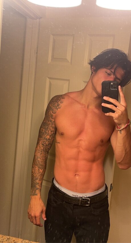 Dylan Jordan freie porno bilder
