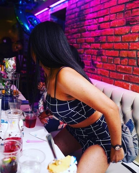 großen schwarzen schwanz spritzen nur fans schöne xxx fotos