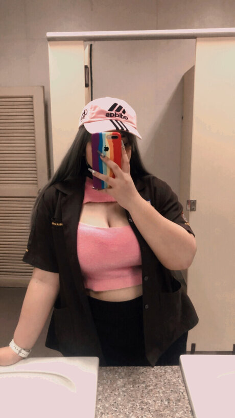 Karishma perfekte nackten bild