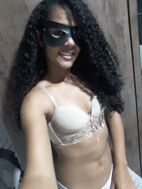 Nicolly perfekte freie galerien