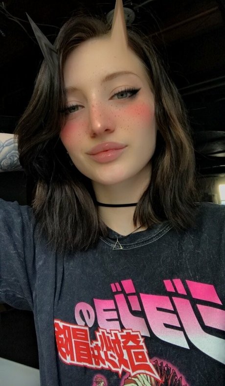 thacals hübsche nackt bild