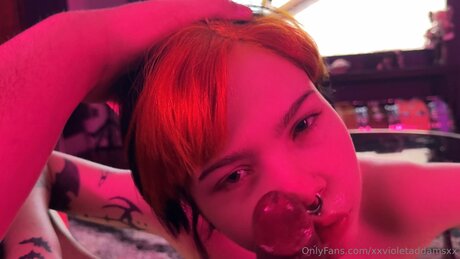 Xxvioletaddamsxx hd nette galerie