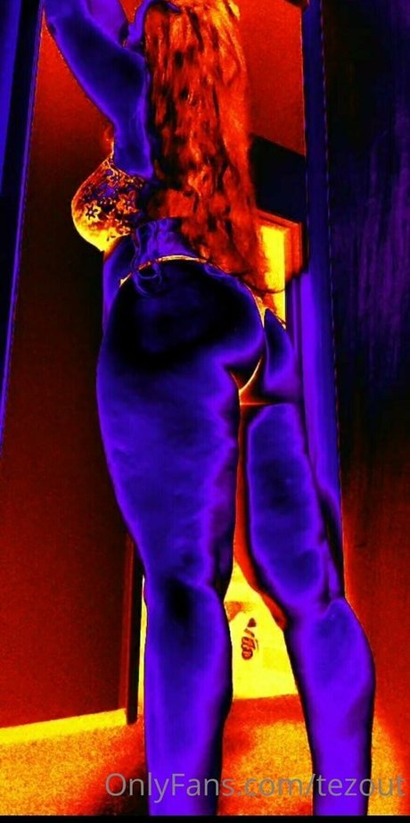 tezout nackt akt galerie